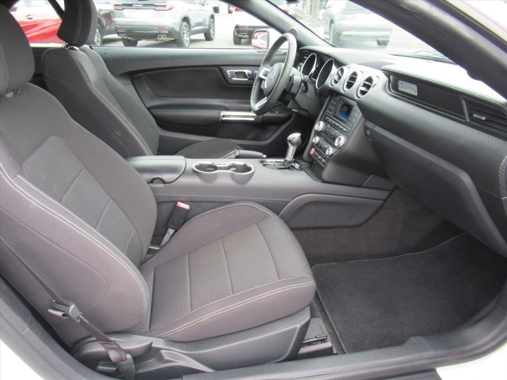 Used 2015 Ford Mustang Convertible w/ Equipment Group 051A image 10