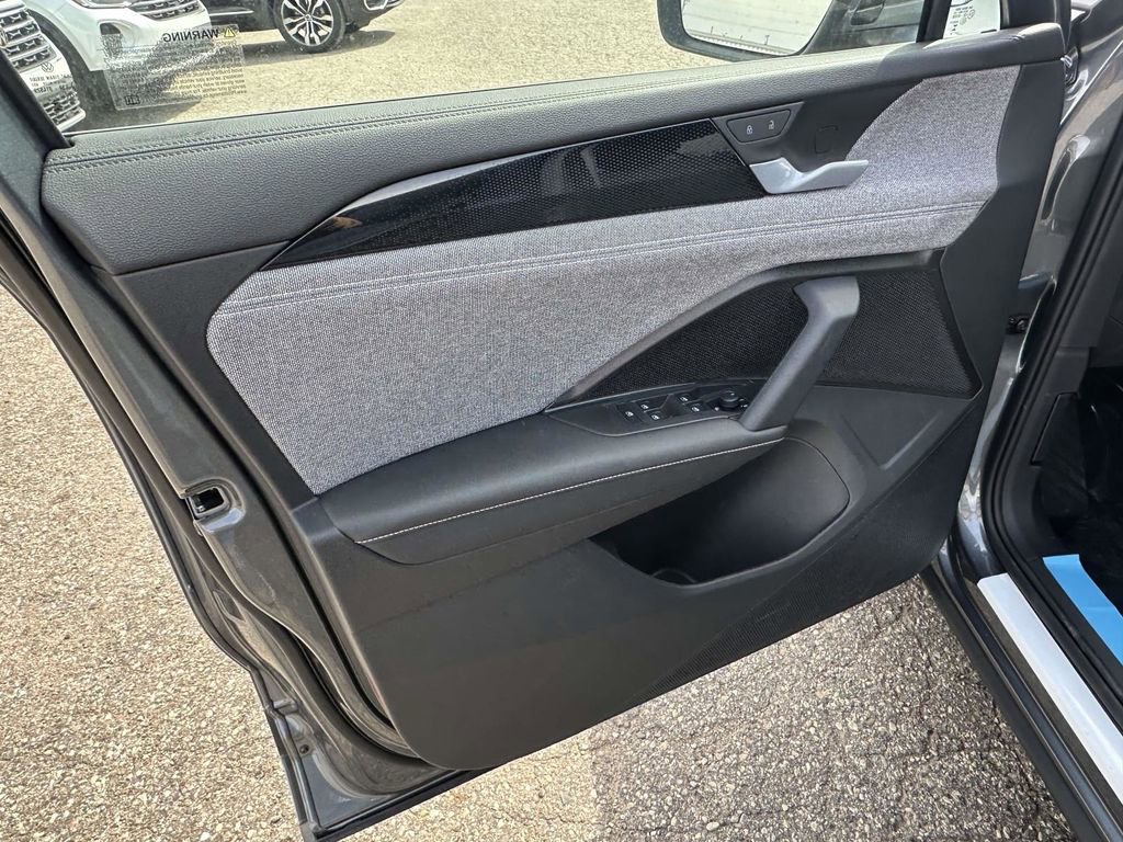 New 2026 Volkswagen Tiguan S image 11