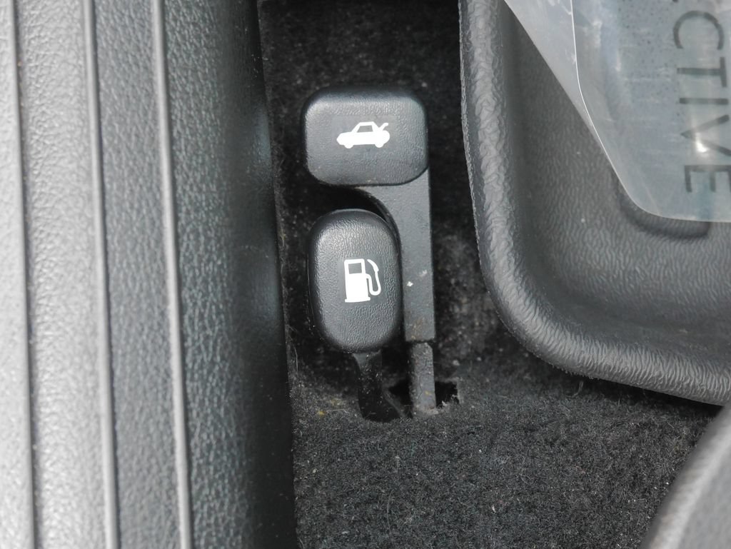 Used 2024 Kia Forte LXS FWD image 21