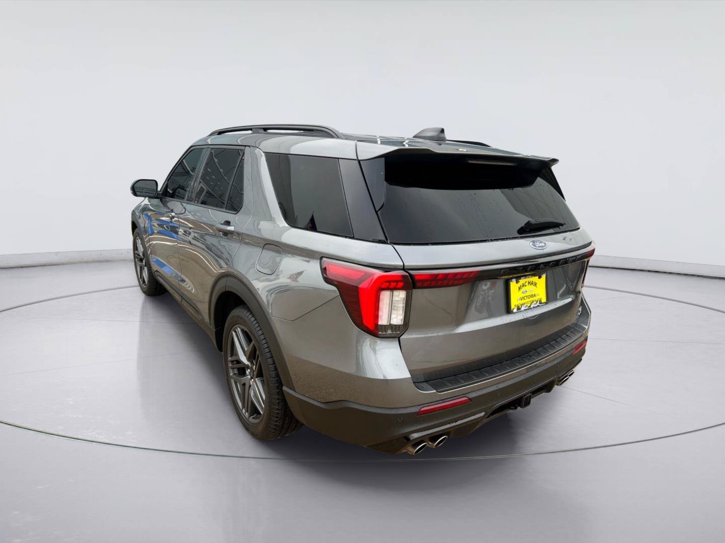 Used 2025 Ford Explorer ST w/ Sun And Sound Package AWD/4WD image 5
