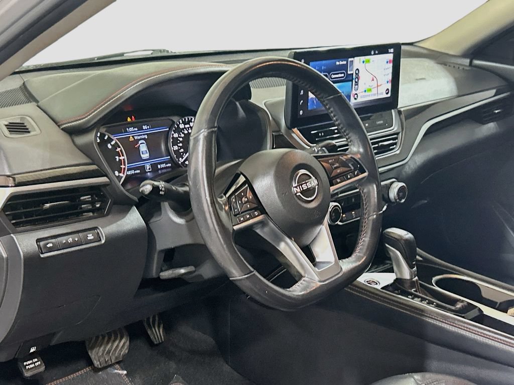 Used 2023 Nissan Altima 2.5 SR w/ SR Premium Package FWD image 7