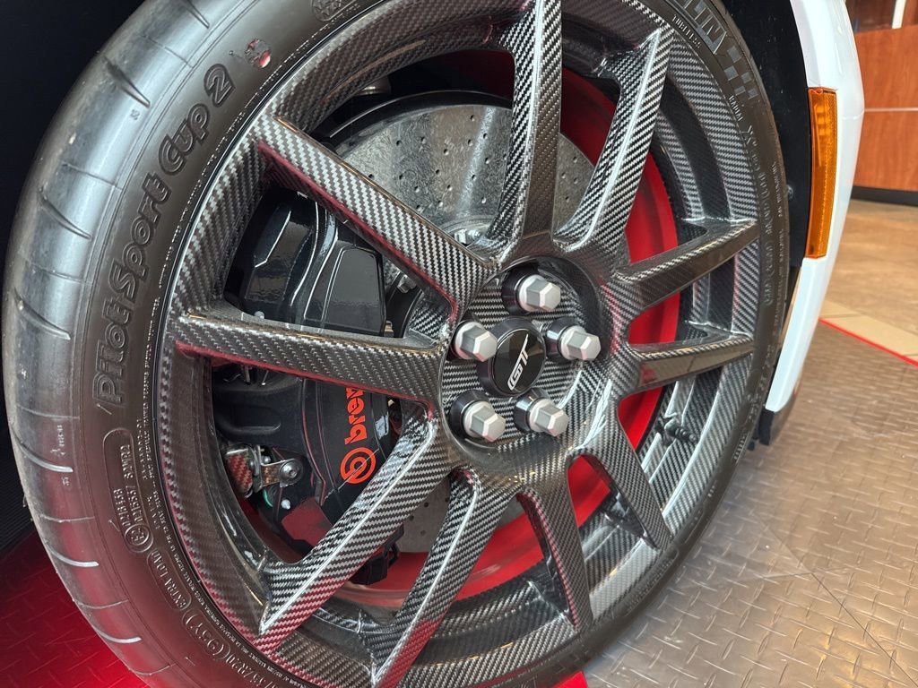 Used 2021 Ford GT Heritage Edition image 29