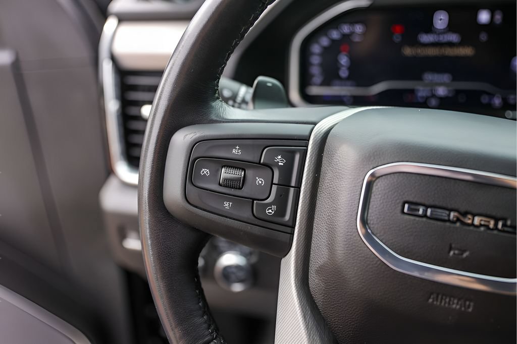 Used 2023 GMC Sierra 1500 Denali w/ Denali Reserve Package AWD/4WD image 14