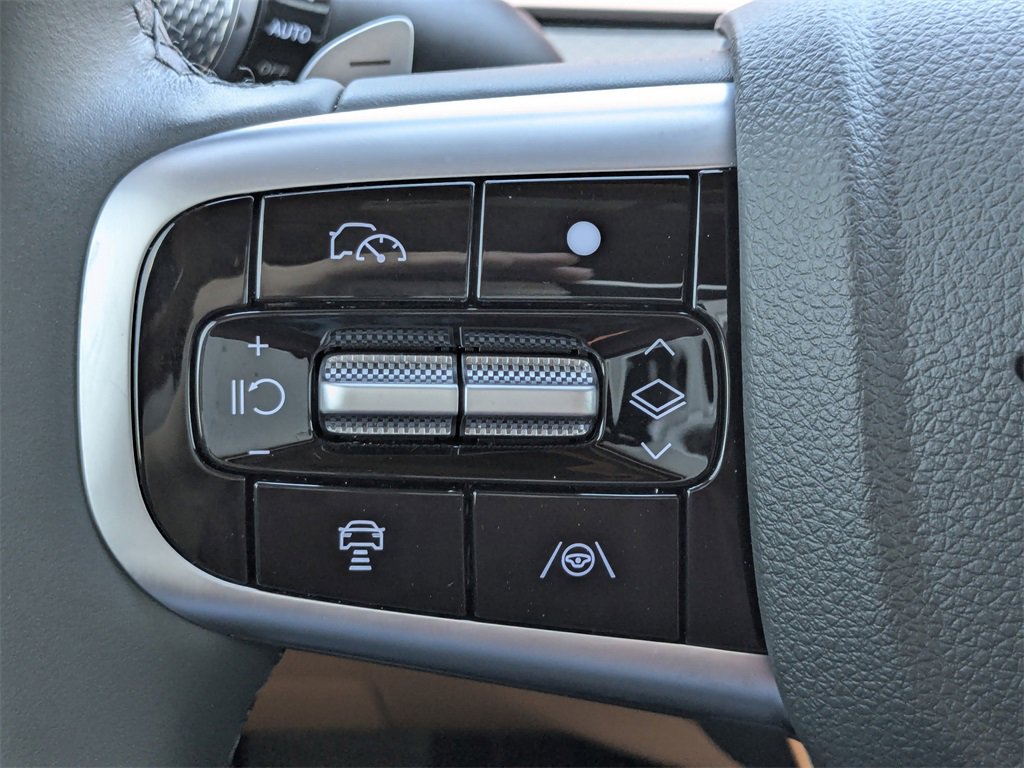 Used 2025 Genesis GV80 3.5T Advanced image 28