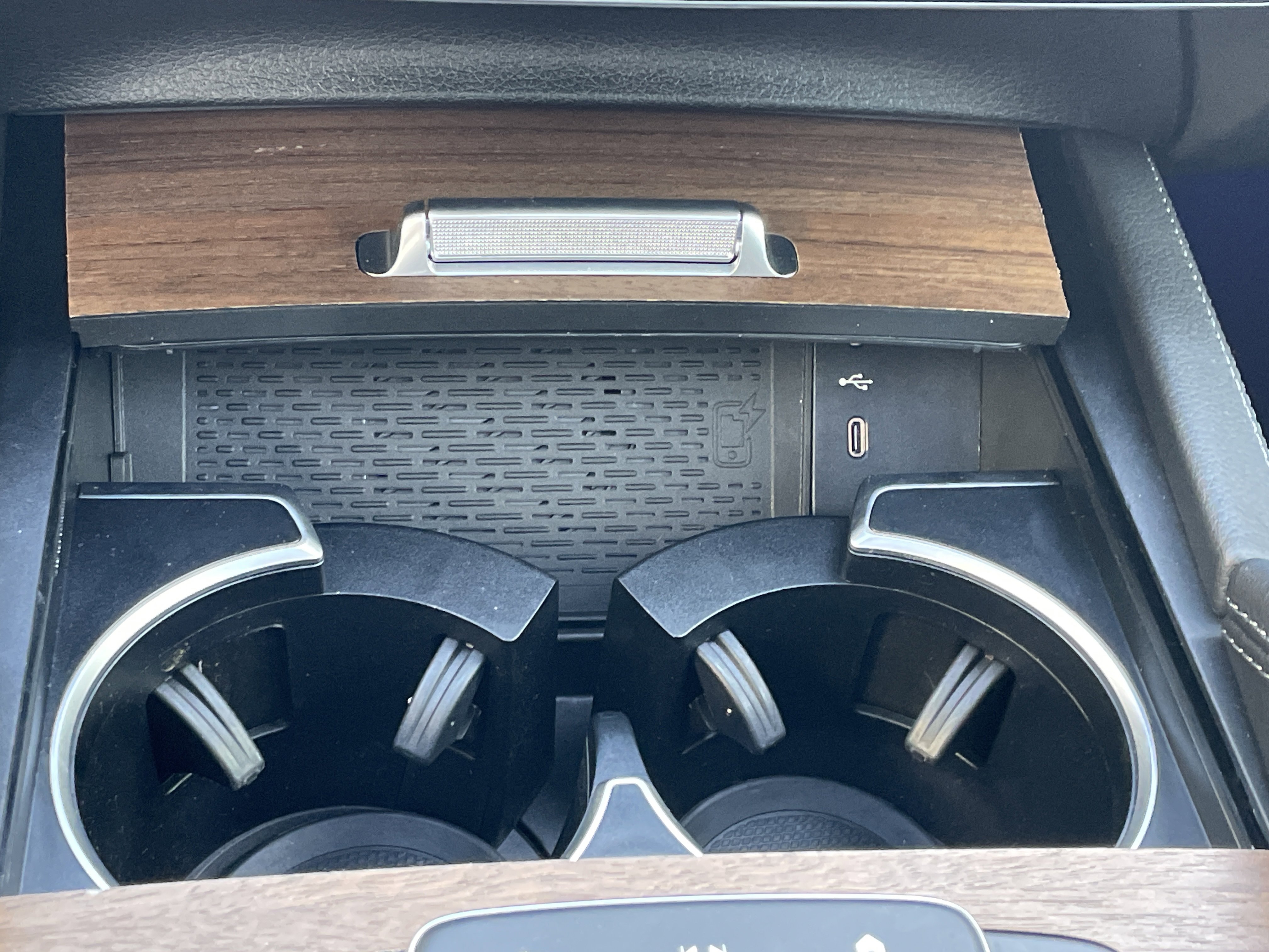 Certified 2025 Mercedes-Benz GLE 450e 4MATIC image 34