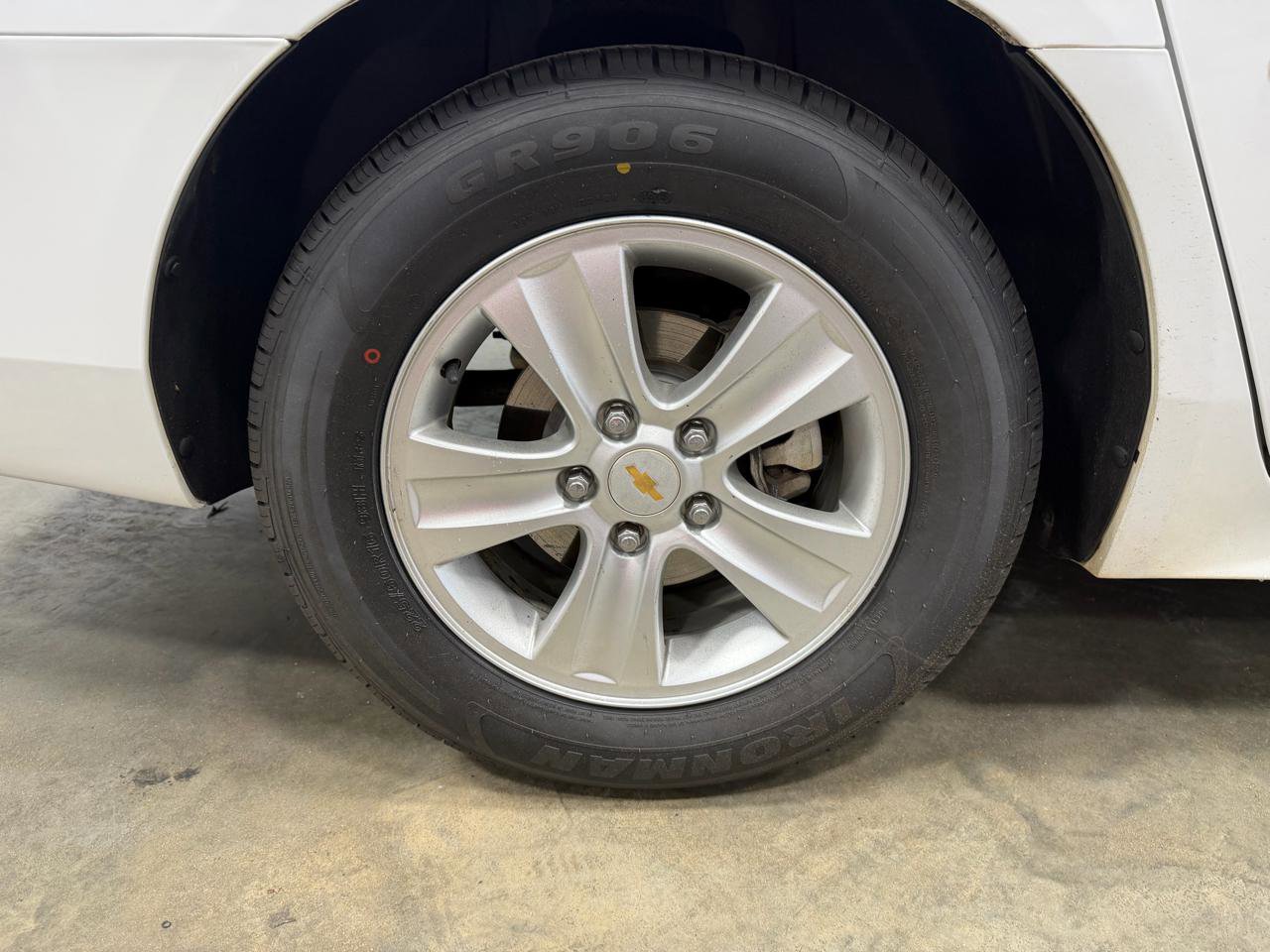 Used 2014 Chevrolet Impala Limited LS image 7