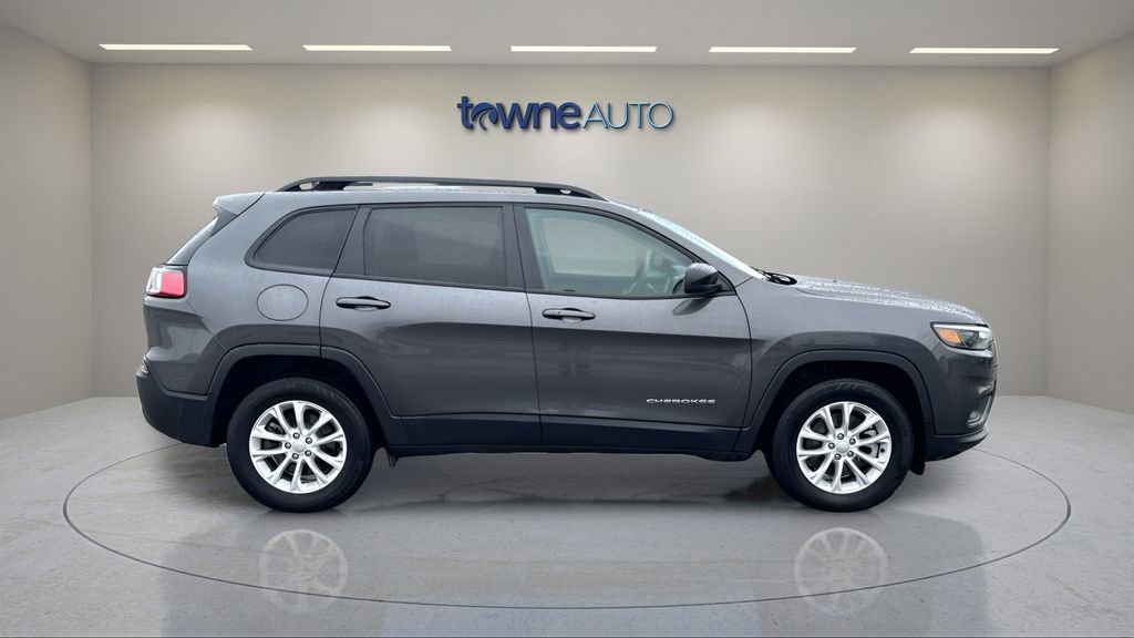 Used 2022 Jeep Cherokee Latitude Lux AWD/4WD image 6