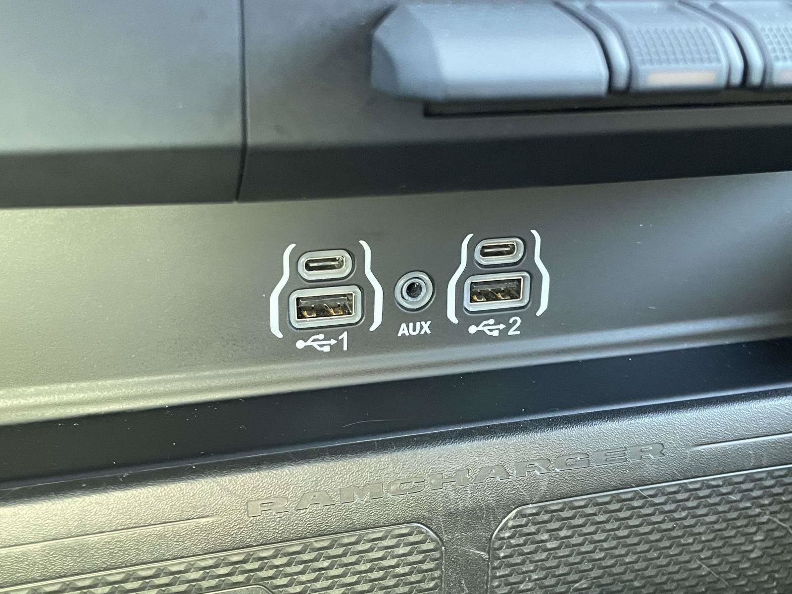 Used 2025 RAM 1500 Big Horn AWD/4WD image 10
