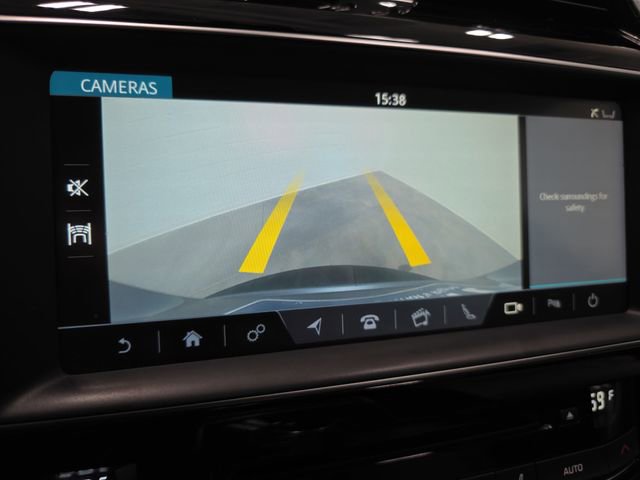 Used 2017 Jaguar F-PACE R-Sport image 18