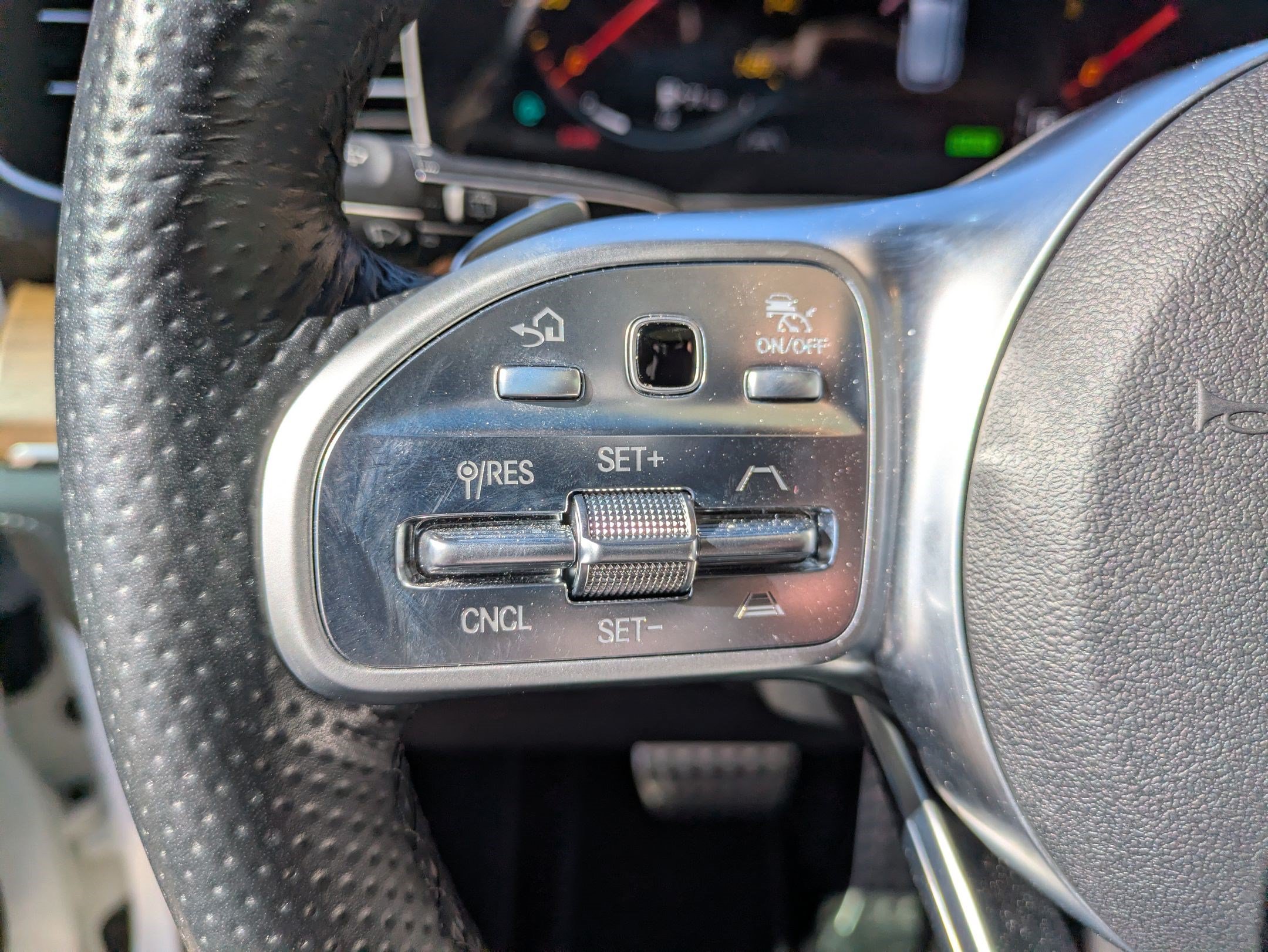Used 2022 Mercedes-Benz GLE 450 4MATIC image 18
