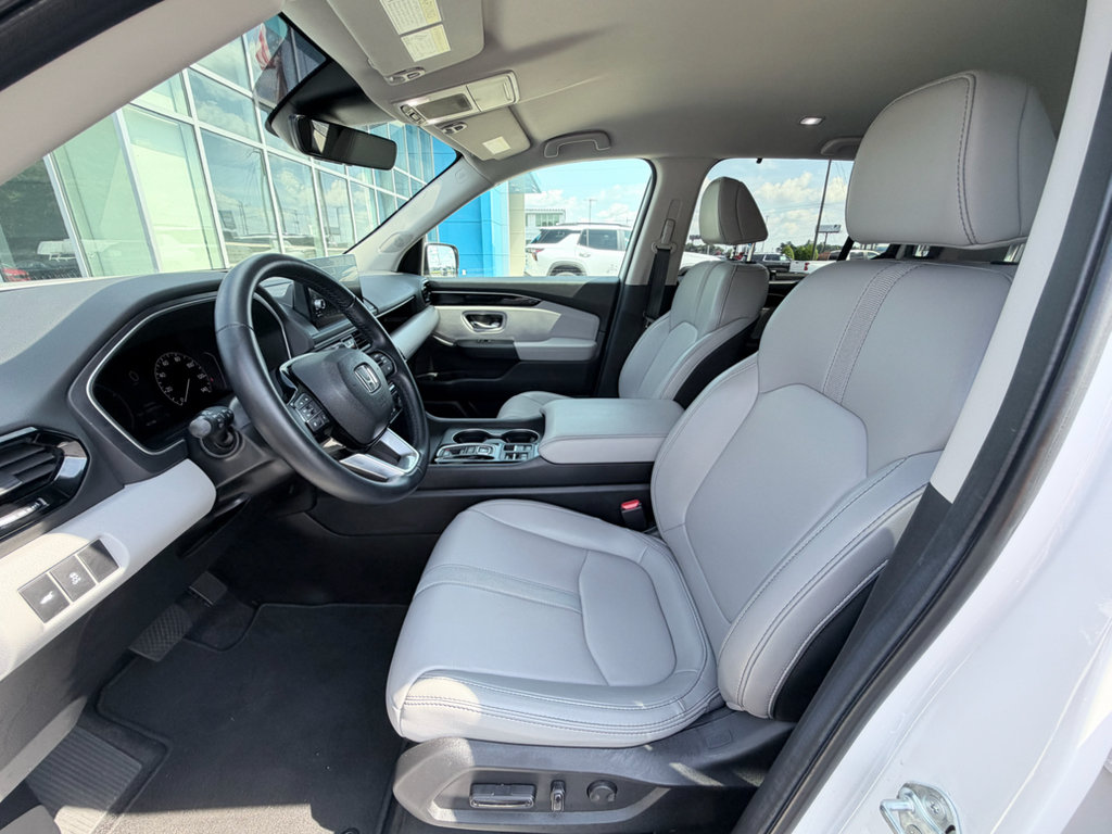Used 2025 Honda Pilot EX-L image 21