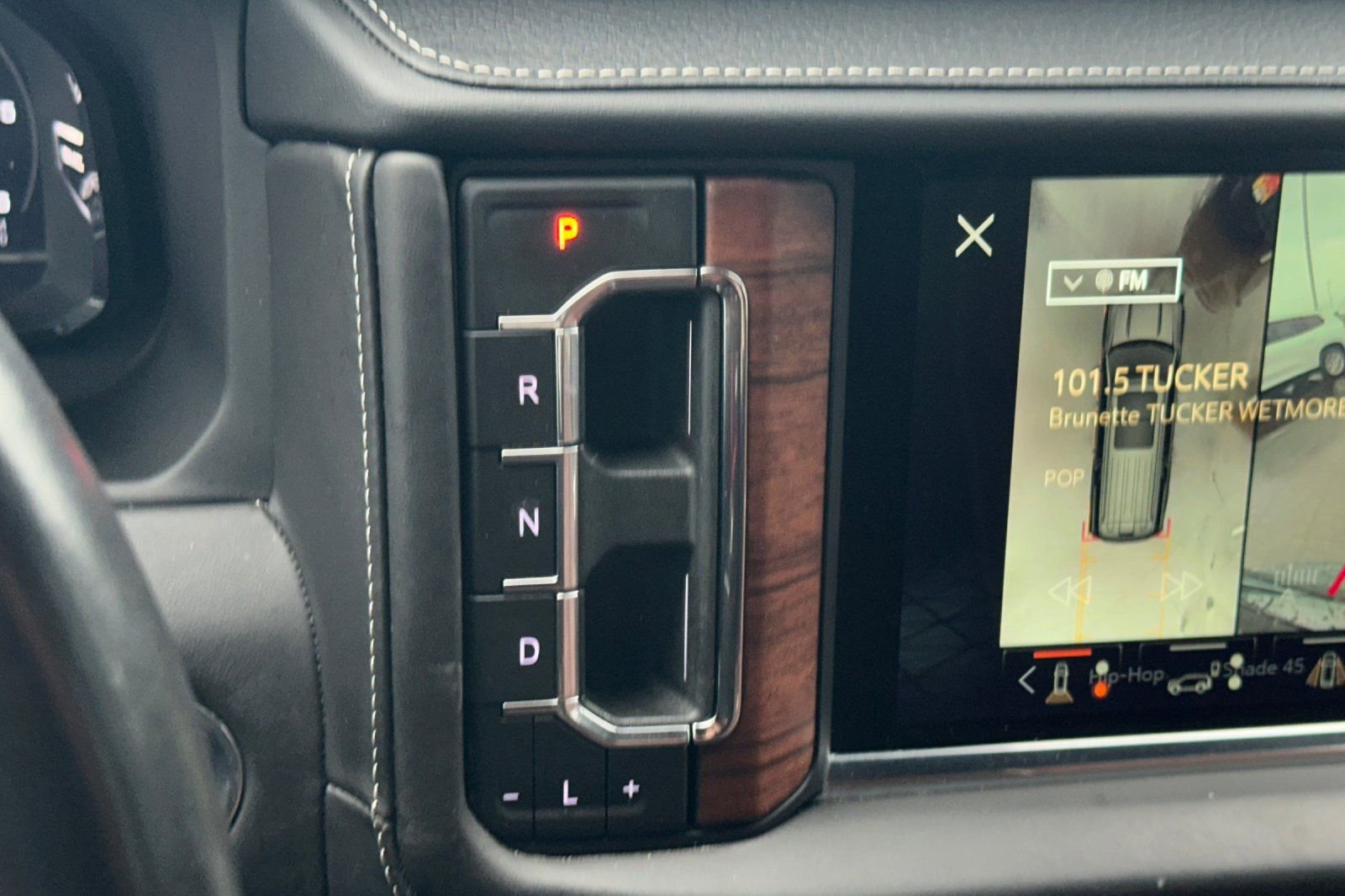 Used 2023 GMC Yukon Denali Ultimate image 21