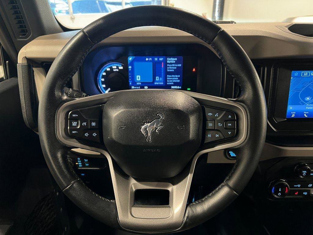 Used 2022 Ford Bronco Wildtrak image 11