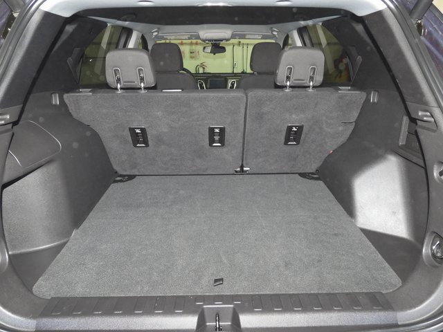 Used 2018 Chevrolet Equinox LT image 34