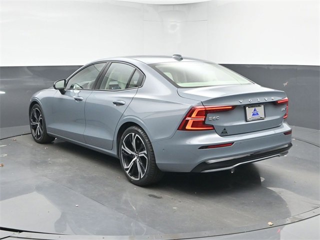 Used 2024 Volvo S60 B5 Ultimate image 6