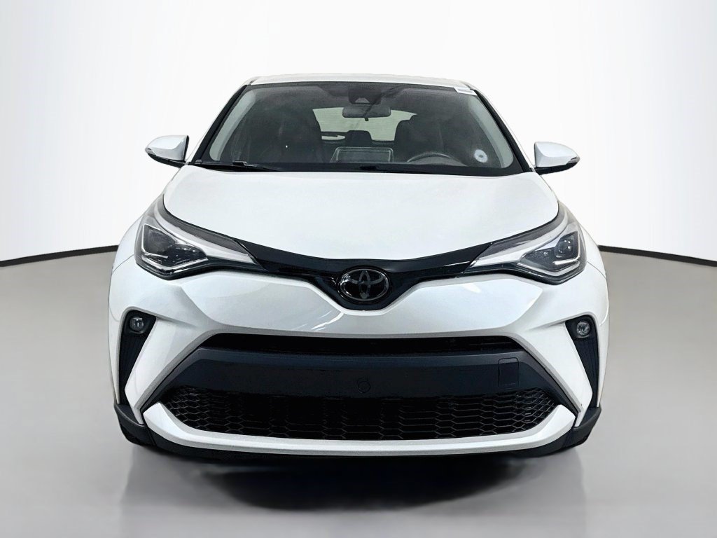 Used 2022 Toyota C-HR Limited FWD image 2