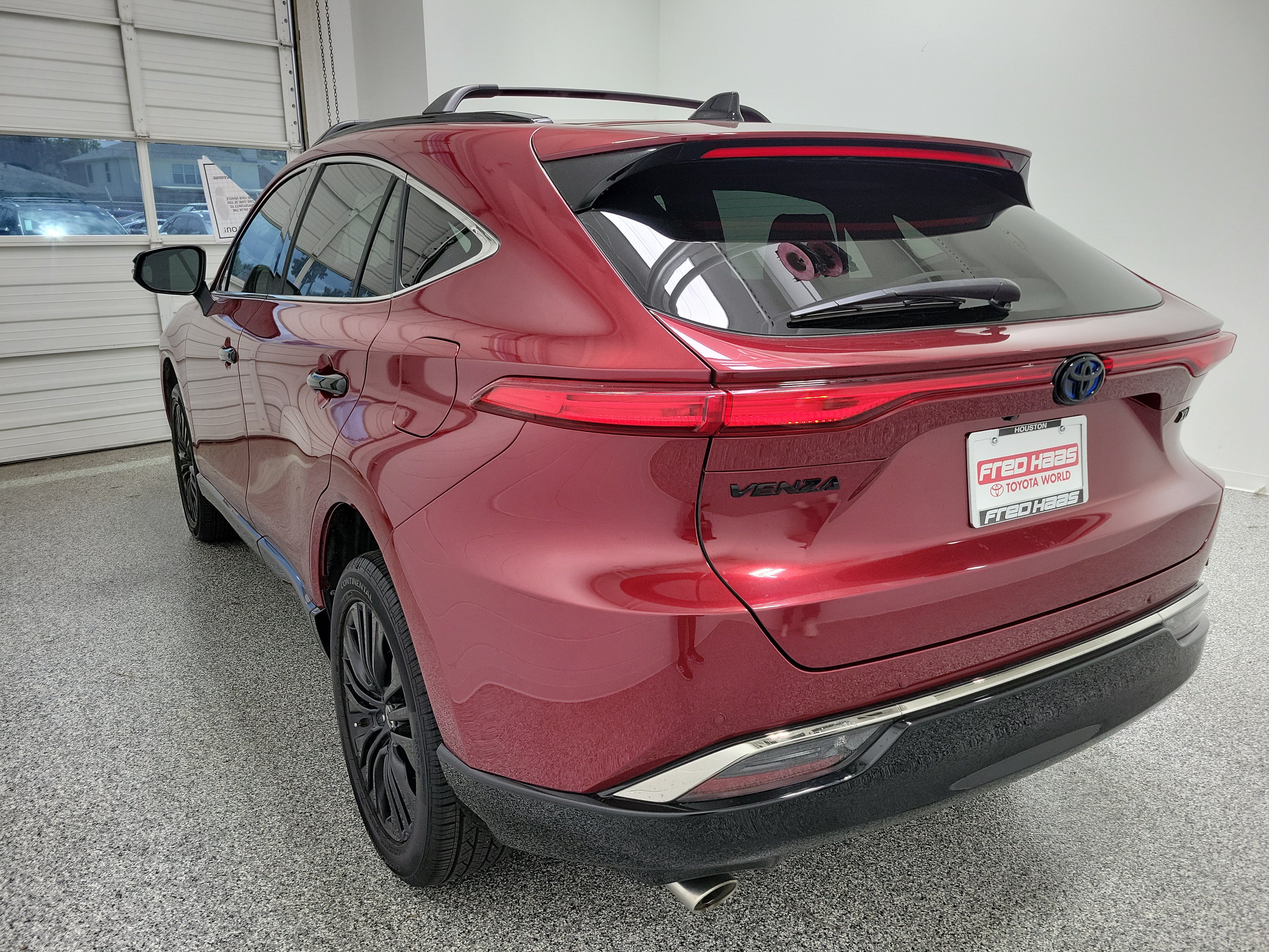 Certified 2024 Toyota Venza Nightshade AWD/4WD image 3