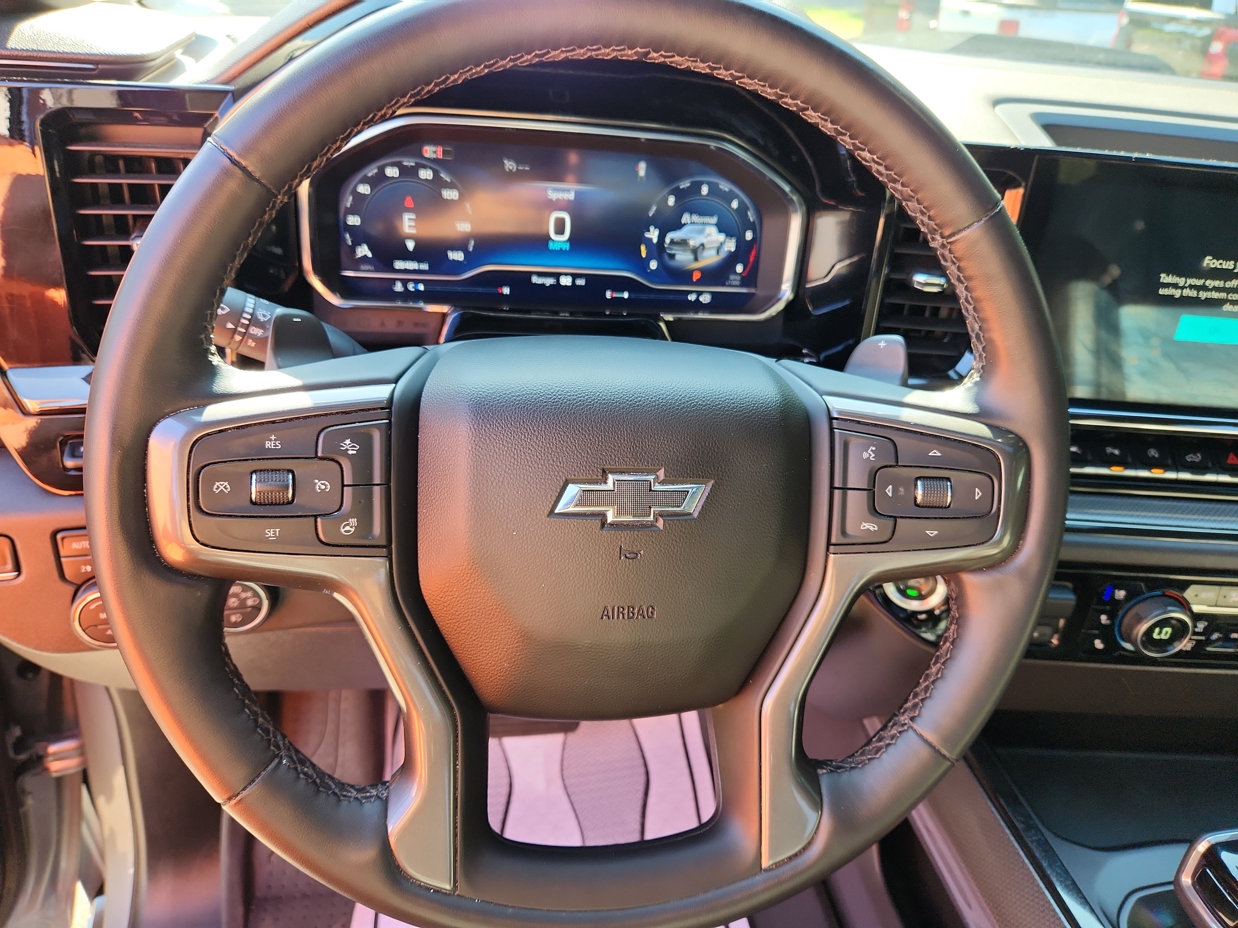 Used 2024 Chevrolet Silverado 1500 ZR2 w/ Technology Package image 28