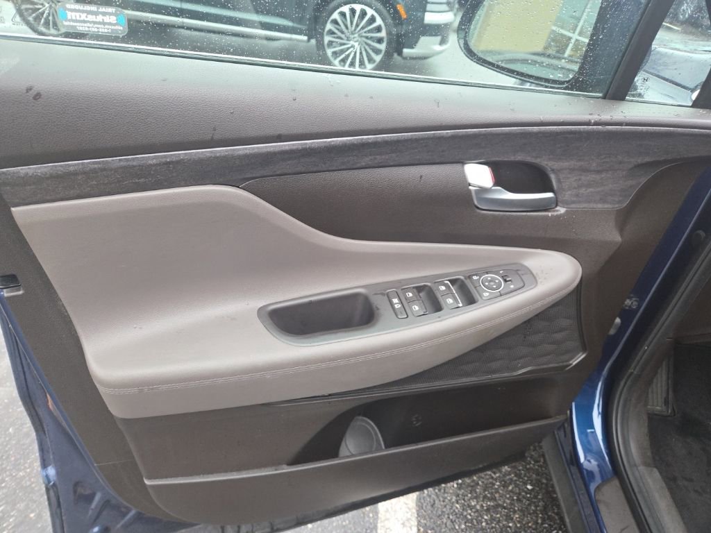 Used 2019 Hyundai Santa Fe SEL image 7