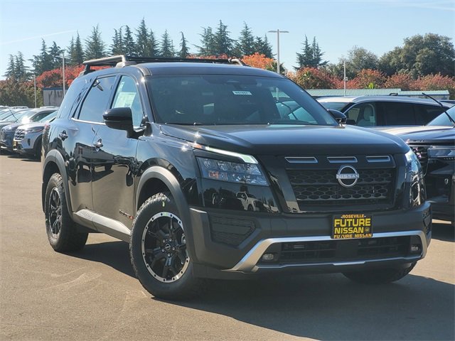 New 2025 Nissan Pathfinder Rock Creek