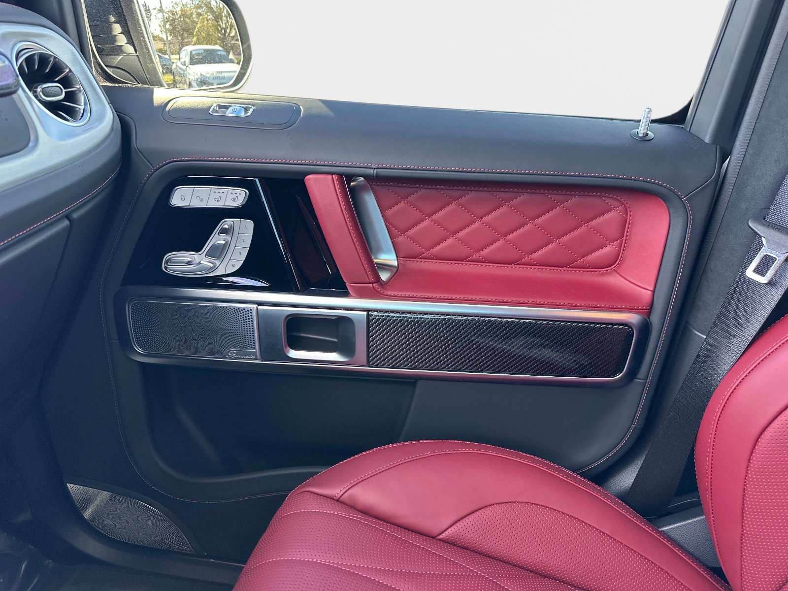 Certified 2025 Mercedes-Benz G 63 AMG 4MATIC image 27