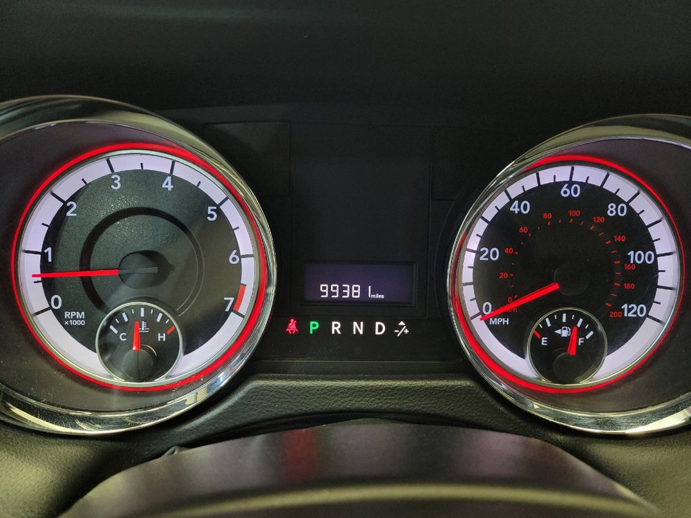 Used 2019 Dodge Grand Caravan SE FWD image 23