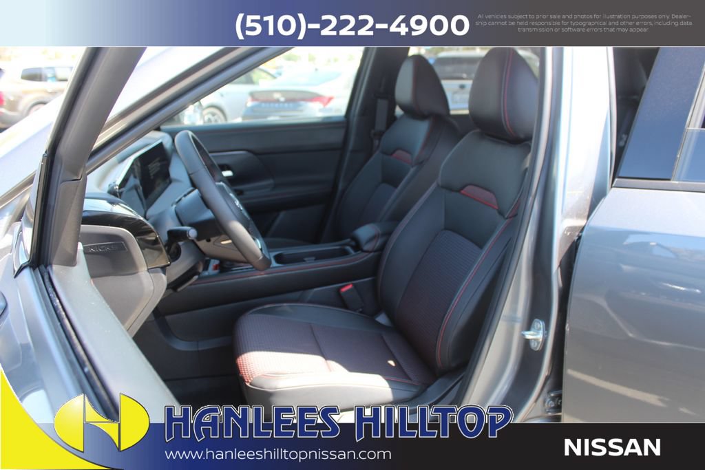 New 2026 Nissan Kicks SR w/ Illumination Package FWD image 12