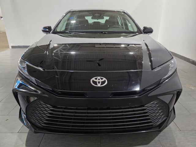 Used 2026 Toyota Camry LE image 8