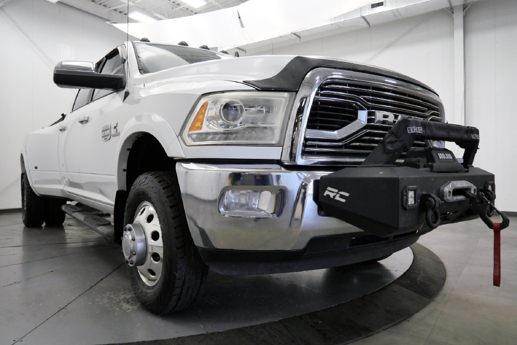 Used 2015 RAM 3500 Laramie Longhorn w/ Convenience Group AWD/4WD image 41