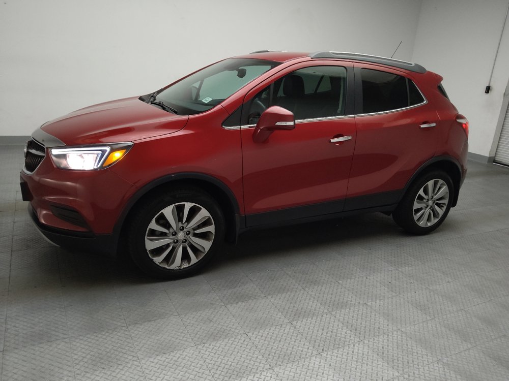 Used 2018 Buick Encore Preferred FWD image 2