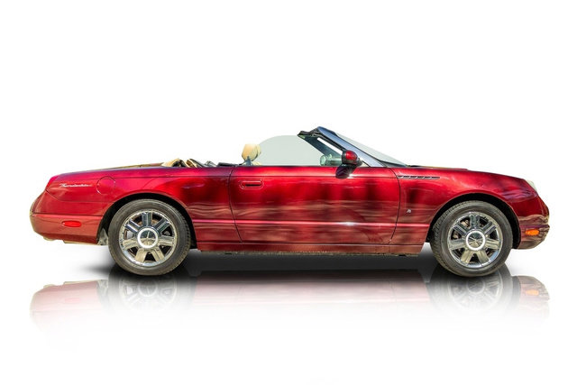 Used 2004 Ford Thunderbird Deluxe image 2