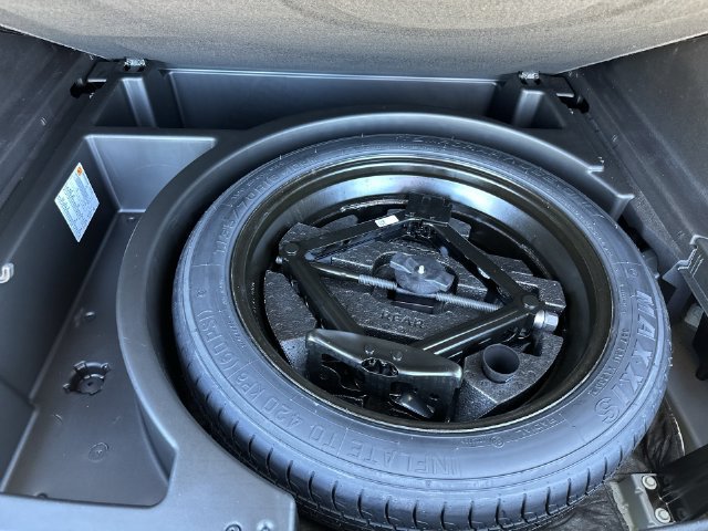 Certified 2024 Chevrolet Blazer LT w/ LPO, Floor Liner Package FWD image 35