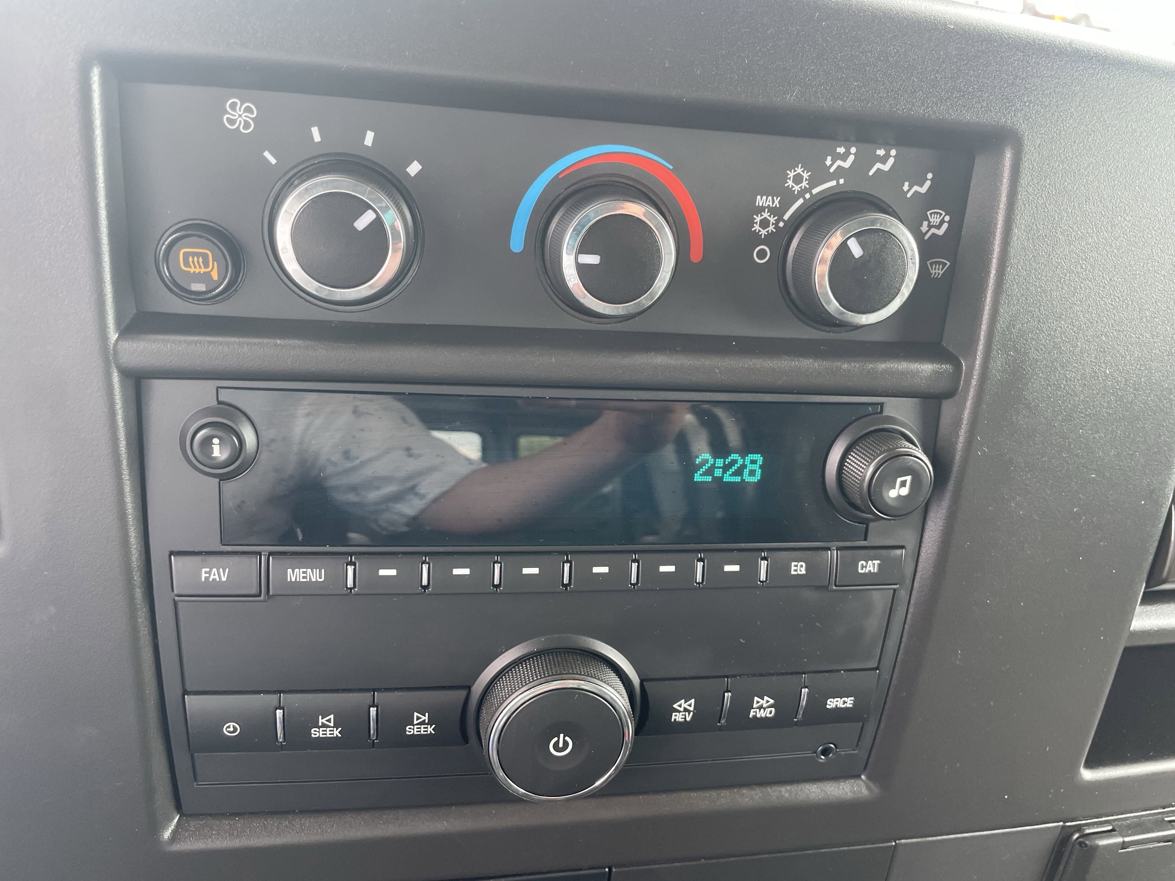 Used 2022 Chevrolet Express 2500 Extended w/ Driver Convenience Package image 22