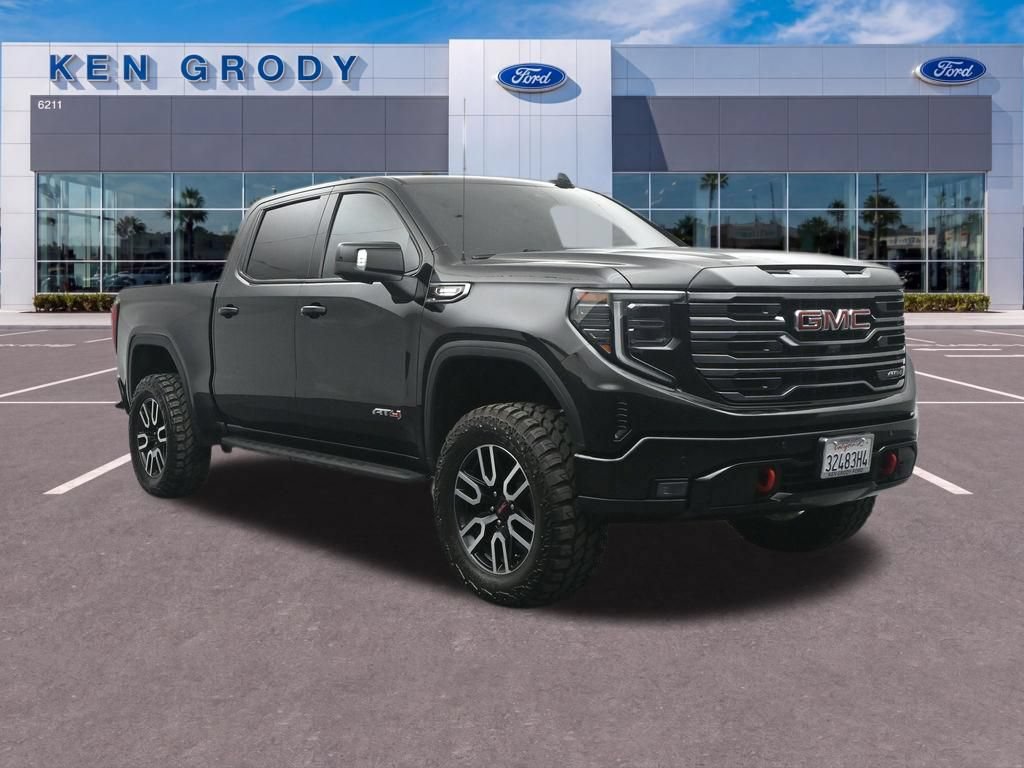 Used 2025 GMC Sierra 1500 AT4 w/ AT4 Premium Package