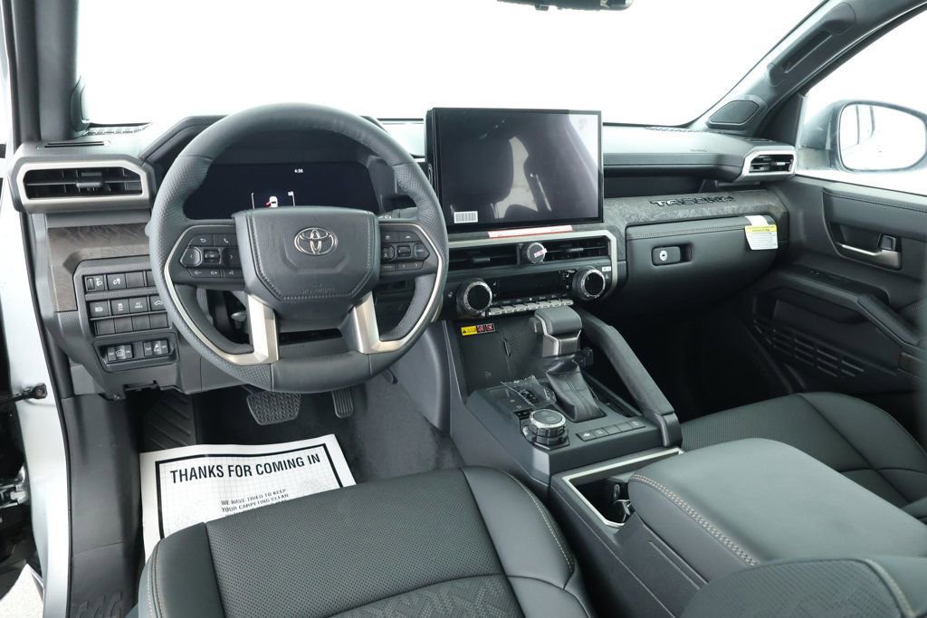 Used 2025 Toyota Tacoma Limited image 11