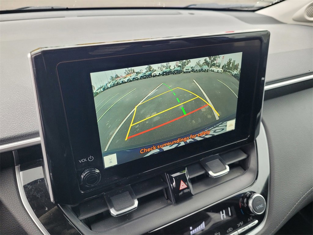 Certified 2025 Toyota Corolla Cross XLE image 16