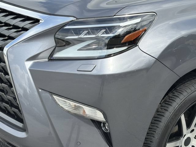 Used 2022 Lexus GX 460 Luxury w/ Accessory Package AWD/4WD image 10