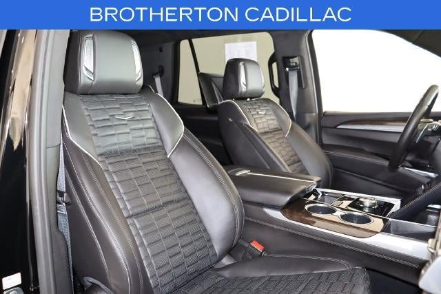 Used 2025 Cadillac Escalade Sport Platinum AWD/4WD image 25