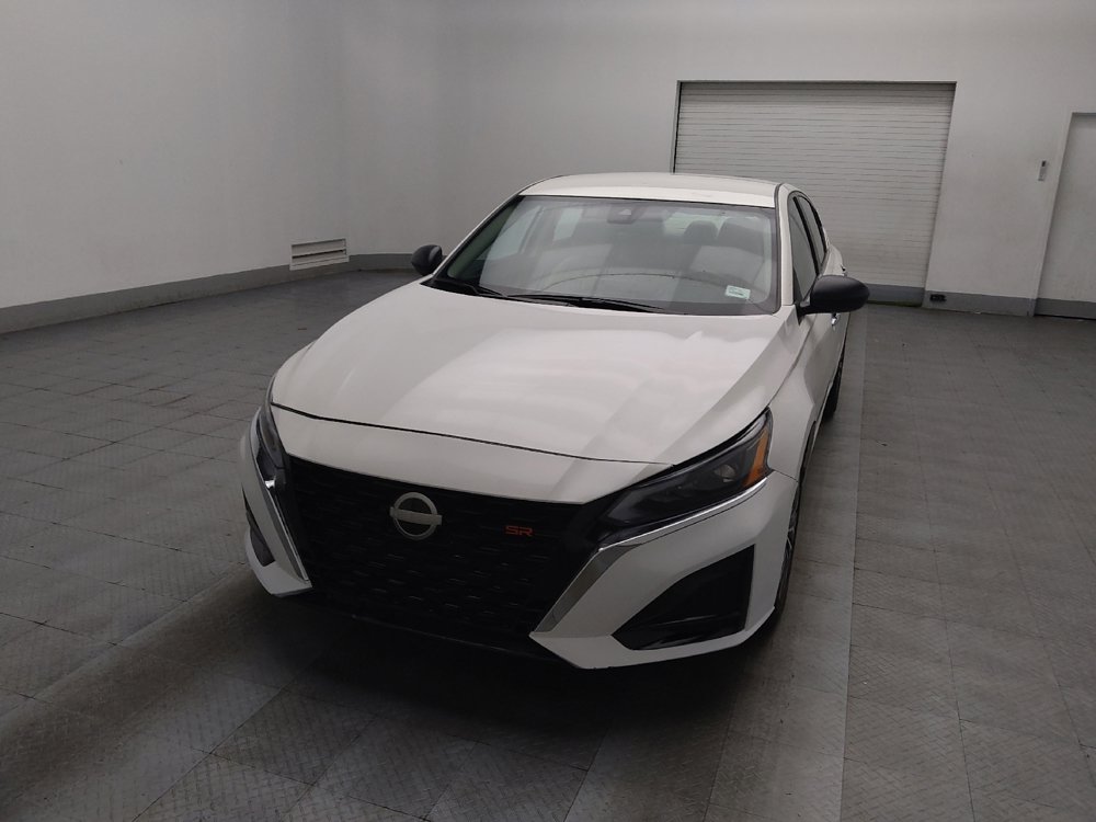 Used 2025 Nissan Altima 2.5 SV image 15