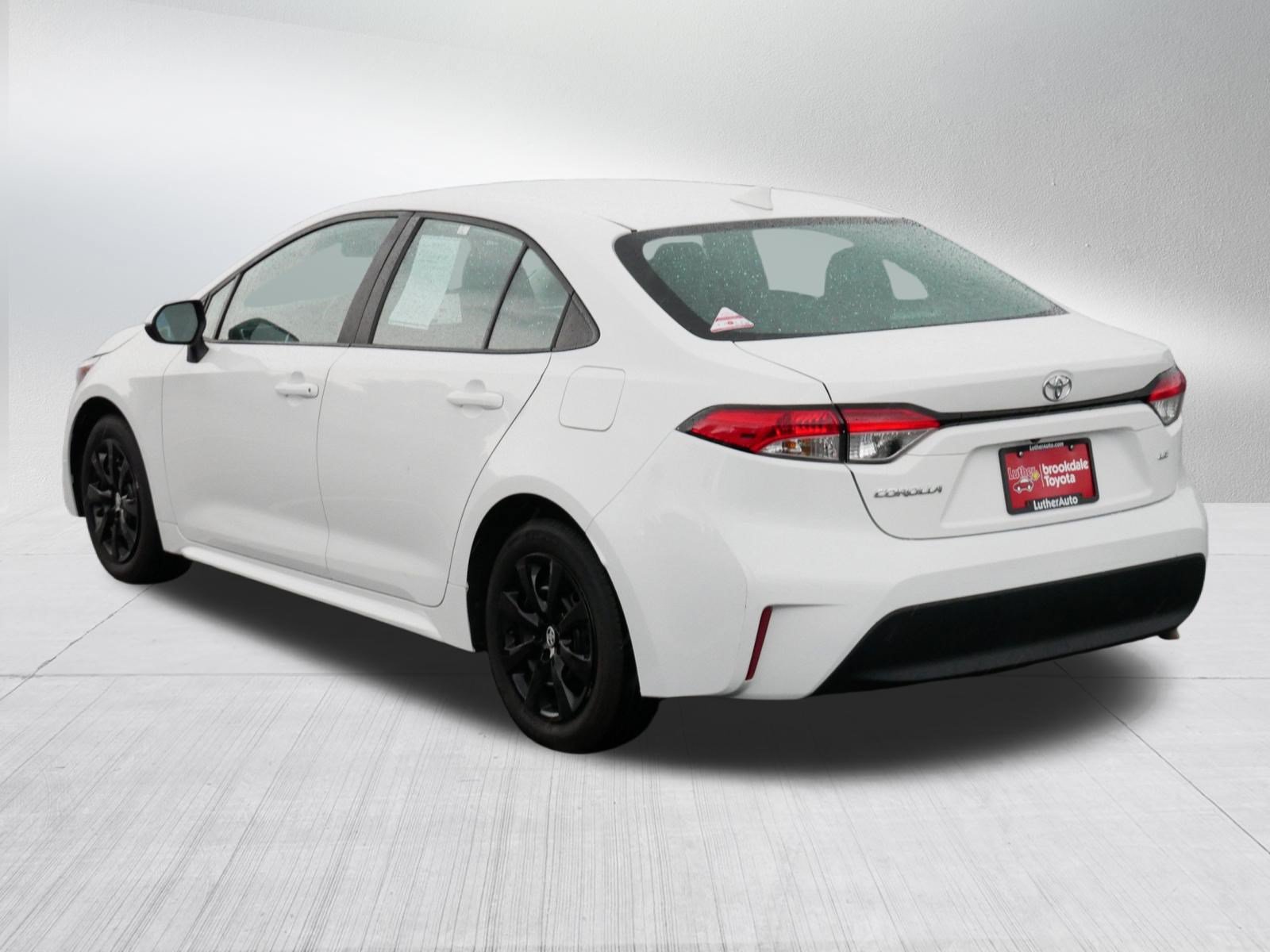 Certified 2024 Toyota Corolla LE FWD image 5