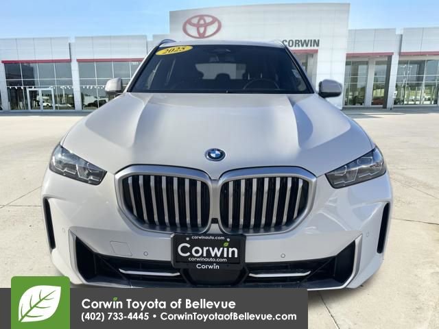 Used 2025 BMW X5 xDrive50e image 8