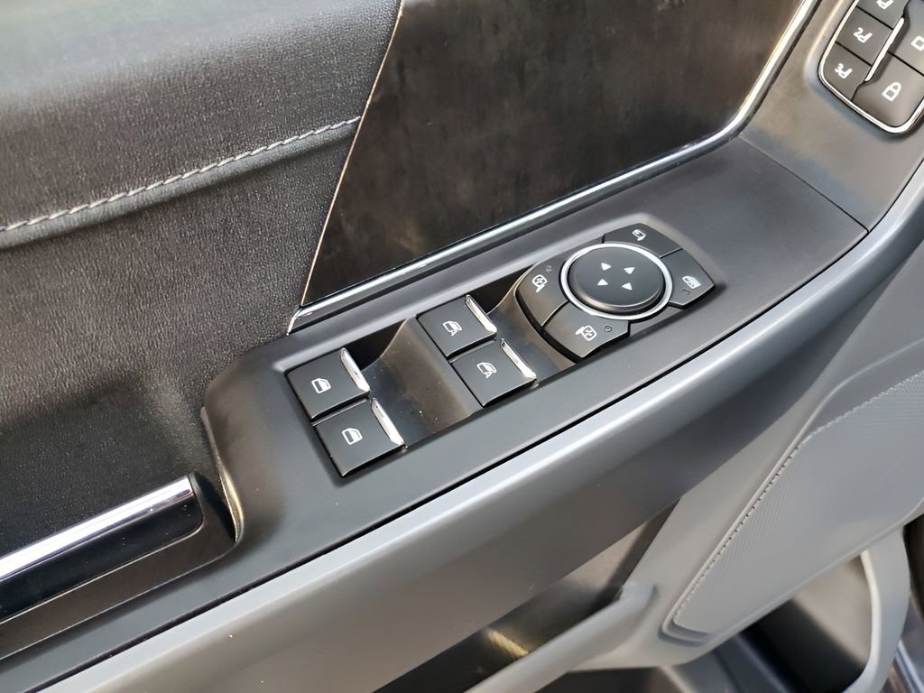 Used 2022 Ford F150 Lariat image 27