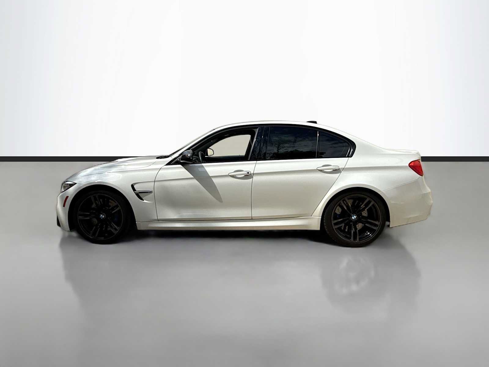 Used 2015 BMW M3 RWD image 5