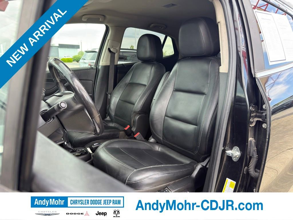 Used 2018 Buick Encore Essence FWD image 11