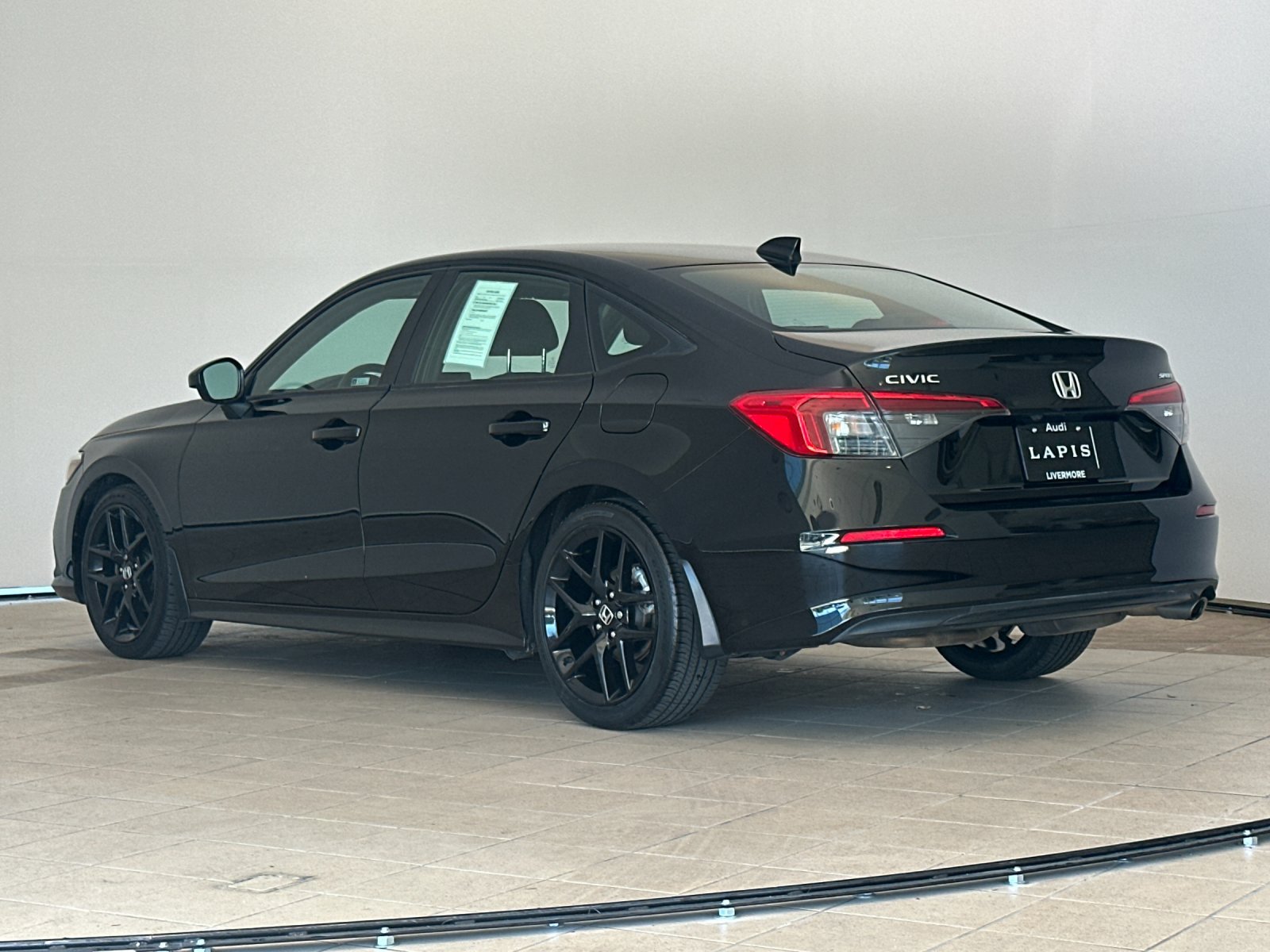 Used 2023 Honda Civic Sport image 4