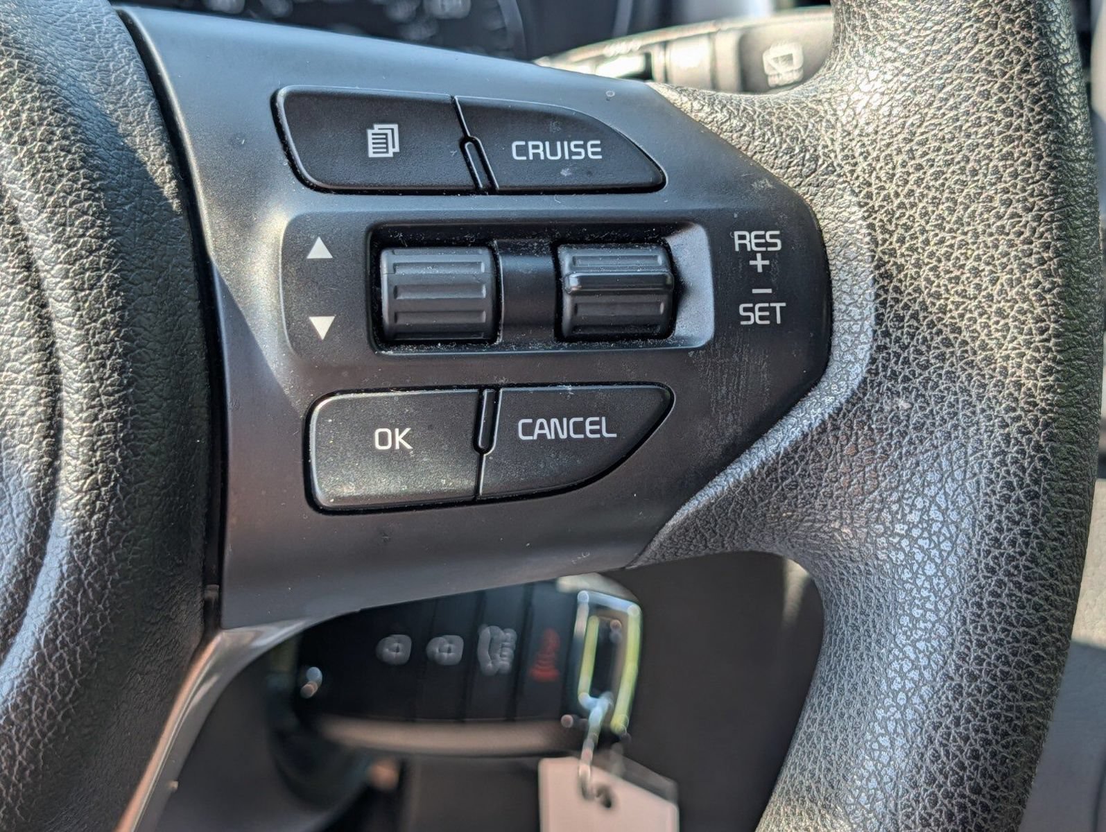 Used 2017 Kia Sorento FWD image 27