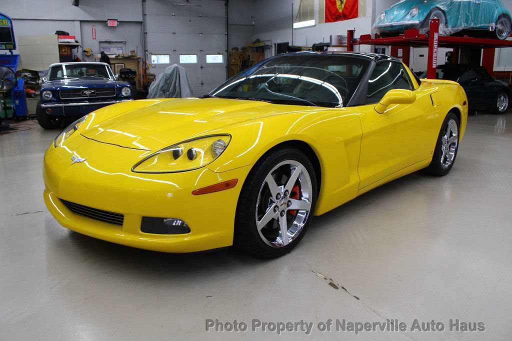 Used 2007 Chevrolet Corvette Coupe w/ Preferred Equipment Group RWD image 3
