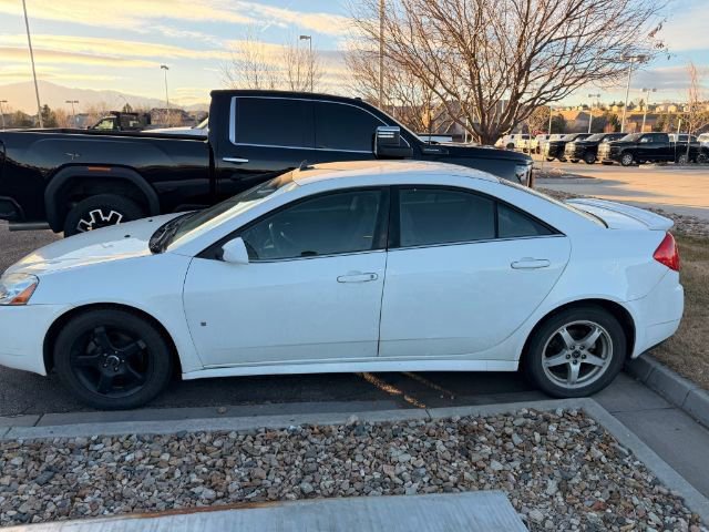 Used 2009 Pontiac G6 Sedan w/ Sport Package 2 FWD image 4