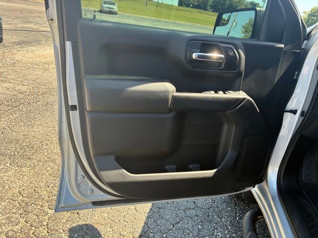 Used 2019 Chevrolet Silverado 1500 Custom w/ Custom Convenience Package RWD image 13