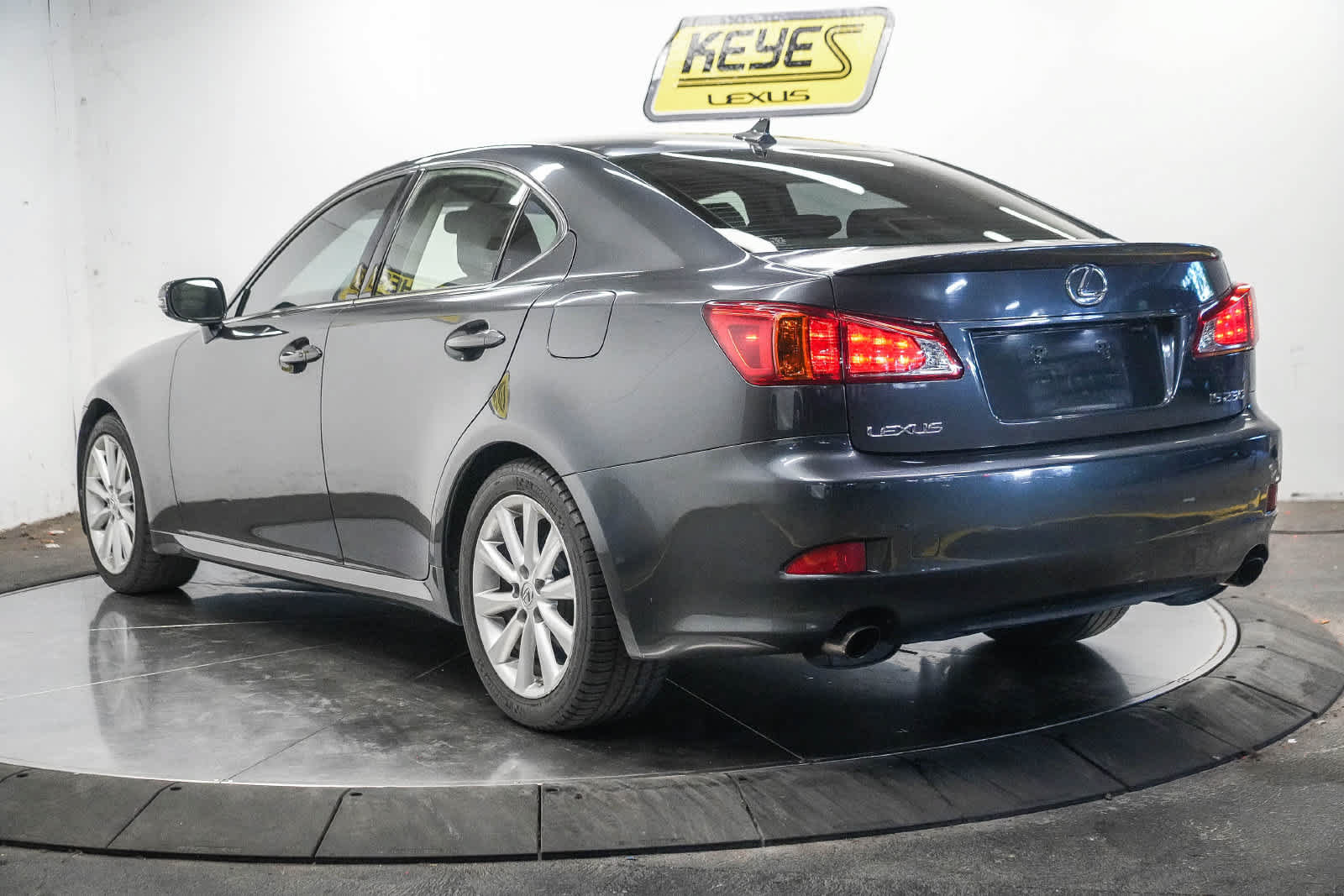 Used 2010 Lexus IS 250 RWD image 6